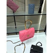 Chanel Jewel Hook Card Holder Pink 9x11cm - 3