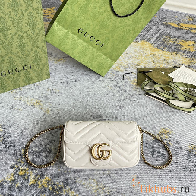 Gucci GG Marmont Matelasse Super Mini Bag White 16.5x10x5cm - 1