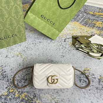 Gucci GG Marmont Matelasse Super Mini Bag White 16.5x10x5cm