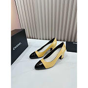 Chanel Pumps Patent Calfskin Yellow & Black 5cm - 5