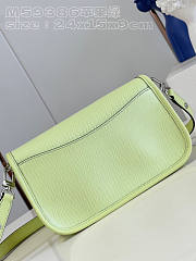 Louis Vuitton LV Buci Epi Green 24.5 x 15.5 x 9 cm - 4