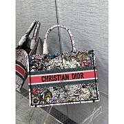 Dior Medium Book Tote Zodiac Latte Multicolor 36x18x28cm - 1