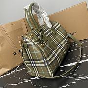 Burberry Check Medium Bowling Bag Green 30 x 15 x 21cm - 2