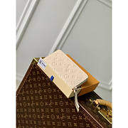 Louis Vuitton LV Zippy Wallet Cream 19.5 x 10.5 x 2.5 cm - 1