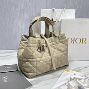 Dior Medium Toujours Bag Powder Beige 28.5 x 21.5 x 19 cm - 6