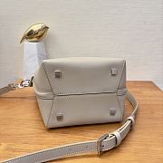 YSL LE 37 Small In Shiny Leather Beige 17 x 20 x 13 cm - 2