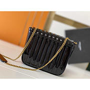 YSL Black Vicky Monogram Shoulder Bag Patent Leather 25x22.5x6.5cm - 3