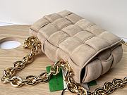 Bottega Veneta Cassette Padded Pillowy Woven Beige 26x18x8cm - 4