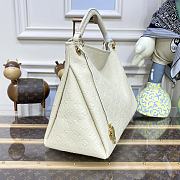 Louis Vuitton LV Artsy MM Handbag White 42x18x30cm - 3