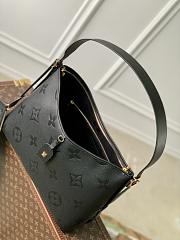 Louis Vuitton LV CarryAll MM Black 39x30x15cm - 4