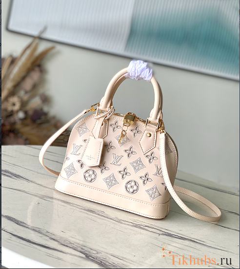 Louis Vuitton LV Alma BB White 23.5 x 17.5 x 11.5 cm - 1