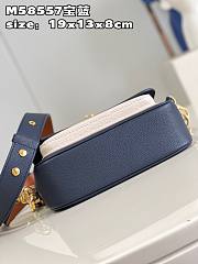 Louis Vuitton LV LockMe Tender Navy Blue 19 x 13 x 8 cm - 4