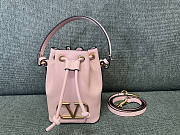 Valentino Mini Vlogo Signature Bucket Bag Nappa Leather Pink 12x18x10cm - 1