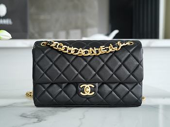 Chanel Flap Bag With Chanel Letter Black Gold 26×15×7cm