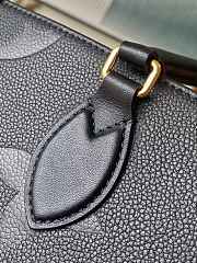 LV Onthego MM Black 35cm - 6