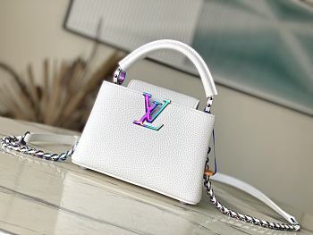 Louis Vuitton LV Capucines Mini Snow White 21cm