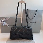 Balenciaga Crush Small Chain Bag Quilted In Full Black 25x15x9.5cm - 1