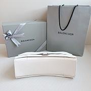 Balenciaga Crush Quilted Shoulder Bag Calfskin White 31x20x12cm - 6