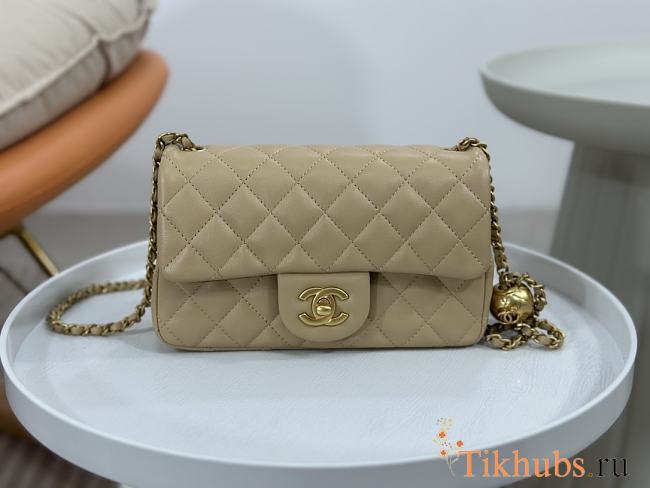 Chanel Flap Bag Beige Lambskin Bell 13x20x7cm - 1