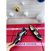 Roger Vivier Très Babies Patent Leather Ballet Flats Black - 2