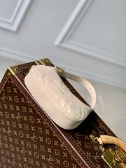 Louis Vuitton LV Mini Moon White 20.5x11x5cm - 3