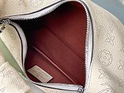 Louis Vuitton LV Why Knot PM Cream 28 x 34 x 12 cm - 5