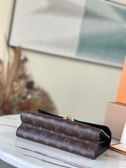 Louis Vuitton LV Vavin PM Black 25 x 17 x 9.5 cm - 5