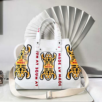 Louis Vuitton x Nigo Tote Journey White 60 x 37 x 15.5 cm