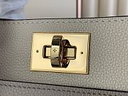 Louis Vuitton LV On My Side Apricot 30.5 x 24.5 x 14cm - 6