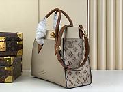 Louis Vuitton LV On My Side Apricot 30.5 x 24.5 x 14cm - 5