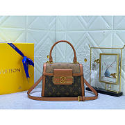 Louis Vuitton LV Dauphine Capitale Monogram Reverse 17.5 x 17.5 x 9 cm - 1