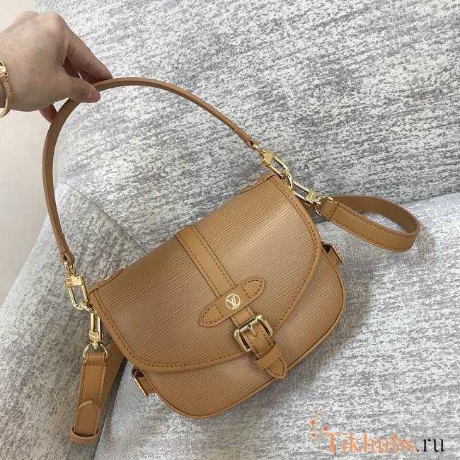 Louis Vuitton LV Saumur BB Epi Safran Brown 20 x 16 x 7.5 cm - 1