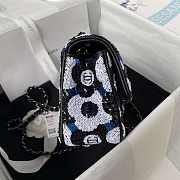 Chanel Small Flap Bag Sequins Metal Black White & Blue 22x14x7cm - 5