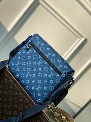 Louis Vuitton LV District PM Atlantic Blue 26 x 20 x 7 cm - 3