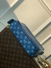 Louis Vuitton LV District PM Atlantic Blue 26 x 20 x 7 cm - 2