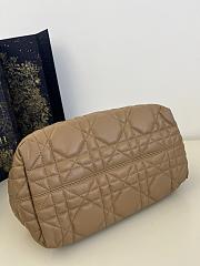 Dior Medium Toujours Bag Tan Macrocannage 28.5 x 21.5 x 19 cm - 6