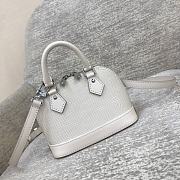 Louis Vuitton LV Nano Alma White 18 x 12 x 8 cm - 1