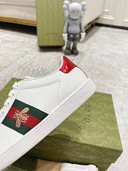Gucci Women's ACE Sneaker With Bee - 5