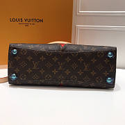 Louis Vuitton LV Monogram V tote MM Red 36x27x16cm - 4