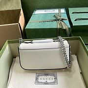 Gucci Petite GG Super Mini Bag White 18.5x10x4cm - 3