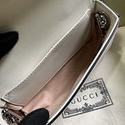 Gucci Petite GG Super Mini Bag White 18.5x10x4cm - 2