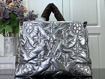 Louis Vuitton LV Silver Quilted Monogram Puffer Onthego Pillow 41x34x19cm