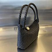 Bottega Veneta Tosca Shoulder Bag Black 27x18x9cm - 5