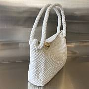 Bottega Veneta Tosca Shoulder Bag White 27x18x9cm - 6