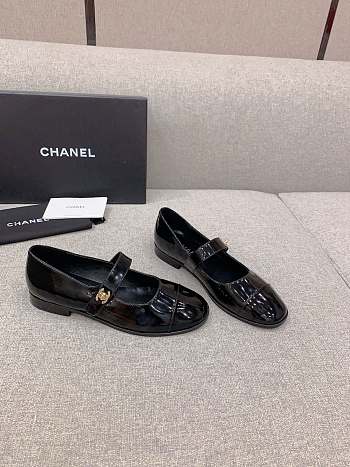 Chanel Mary Janes Patent Calfskin Black 