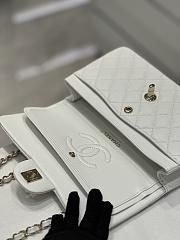 Chanel Flap Bag White Caviar Light Gold Hardware 23cm - 2