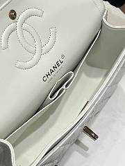 Chanel Flap Bag White Caviar Light Gold Hardware 23cm - 3