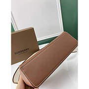 Burberry Note Brown Topstitch Leather Crossbody Bag 25x8.5x18cm - 5