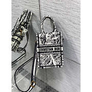 Dior Book Tote Mini Phone Bag White Black Plan de Paris 13 x 18 x 5 cm - 1