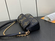 Louis Vuitton LV Wallet On Chain Ivy Black 23.5 x 12 x 4.3 cm - 4